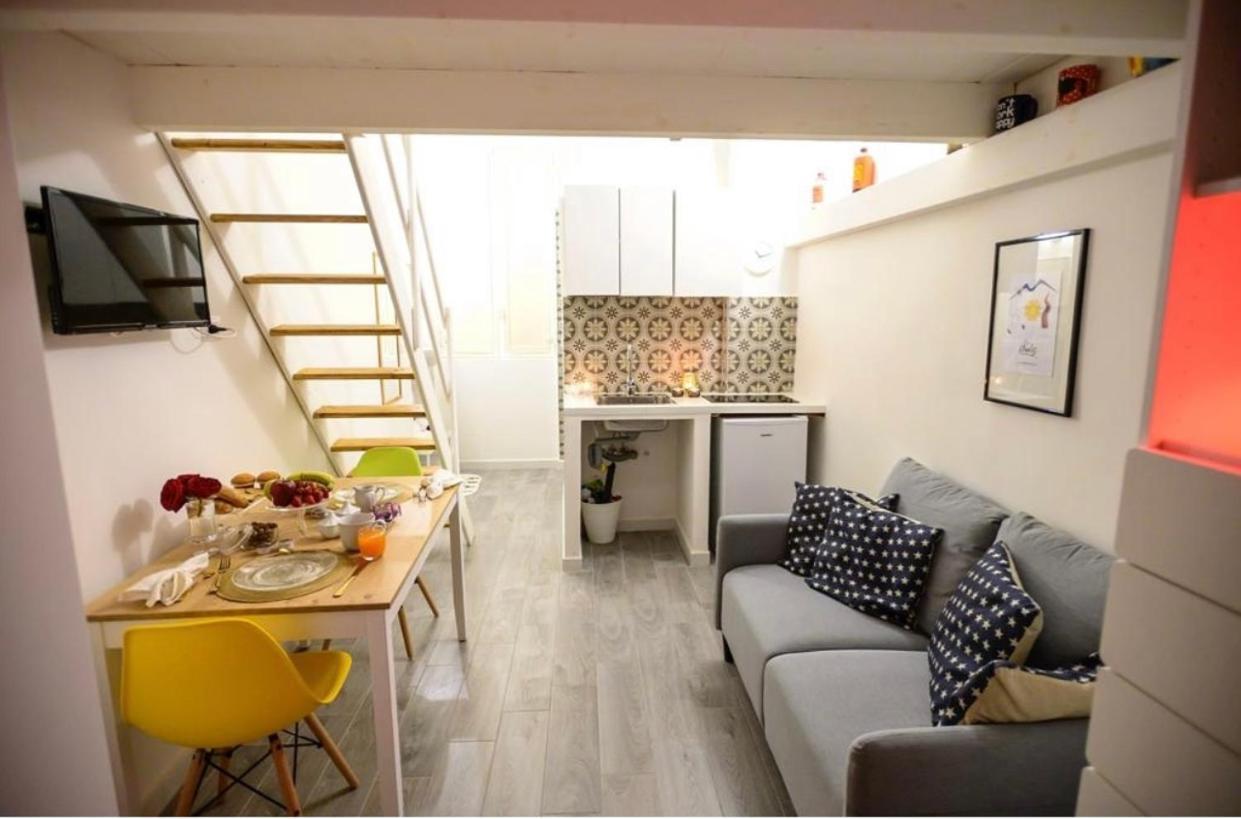 Central Guest House Napels