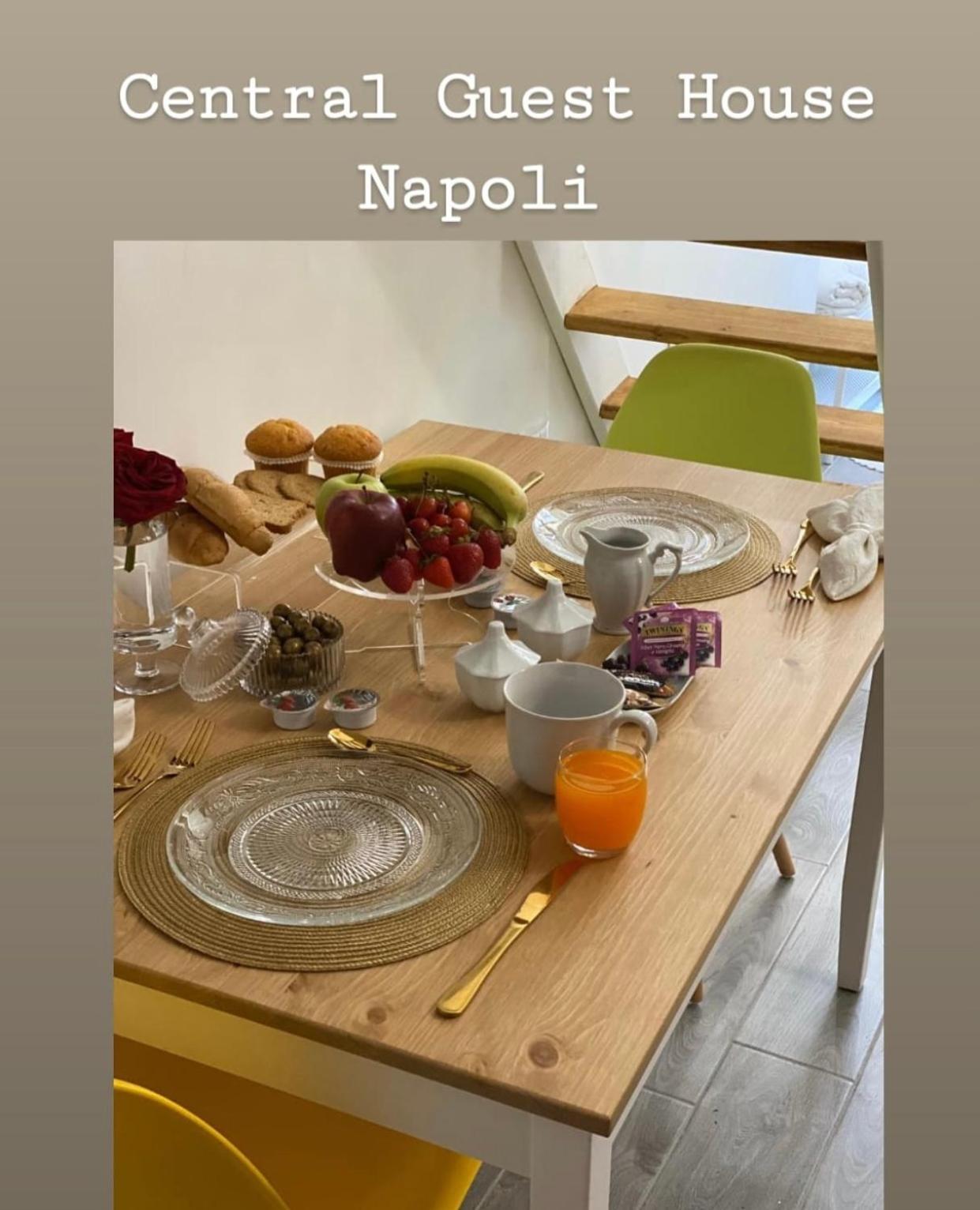 Central Guest House Napels